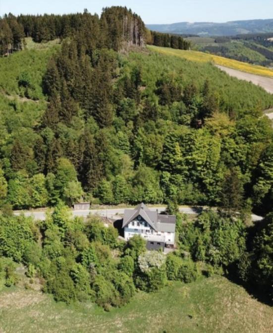 Ferienwohnungen Eismecke Bestwig Esterno foto